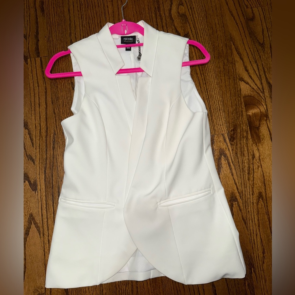 Nicole by Nicole Miller Cream Sleeveless Blazer
